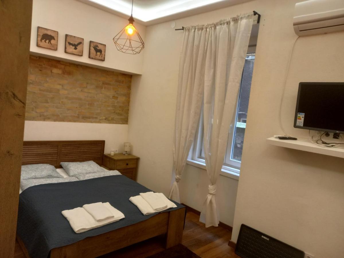 Liszt Ferenc Square Studio Apartment Budapest Luaran gambar